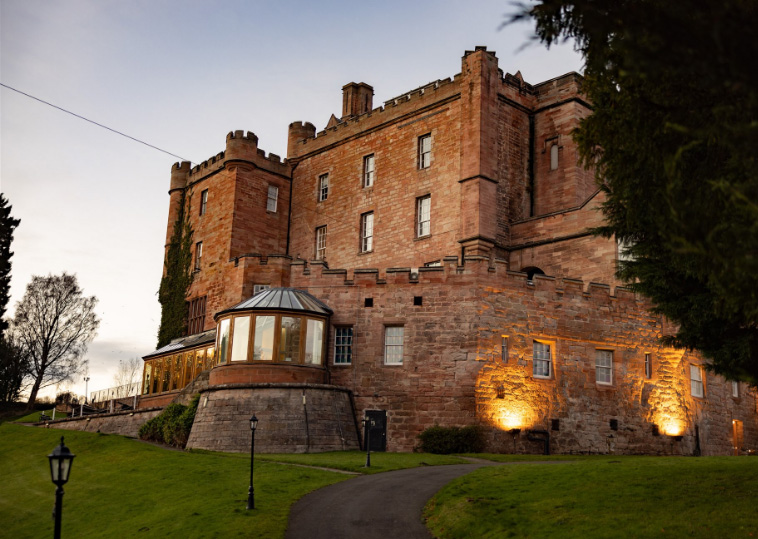 (c) Dalhousiecastle.co.uk